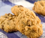 Biscuits à l'avoine, cannelle et raisins secs