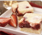 Strawberry cheezecake squares