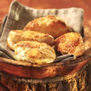 Maple Flavoured Apple Turnovers 