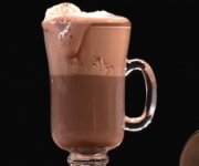 Chocolat chaud à la viennoise