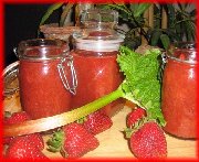 Compote de rhubarbe et fraises 1