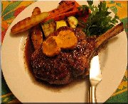 Côte de veau à l'os rôtie, beurre café de Paris