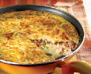 Frittata à la bruschetta, au jambon et au fromage effilochable