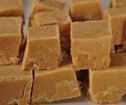 Fudge au beurre d'arachide sans cuisson