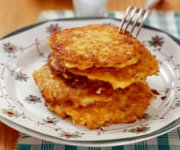 Galettes de pomme de terre et d'oignon