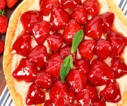 Strawberry Mascarpone Pizza