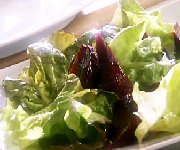 Salade de betteraves à l'huile de noix
