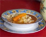 Soupe aux nouilles et  boulettes de viande