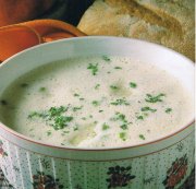 Soupe aux oignons et petits pois