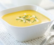 Soupe aux pommes de terre et aux trois cheddars