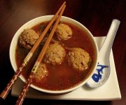 Soupe cantonaise aux boulettes de porc